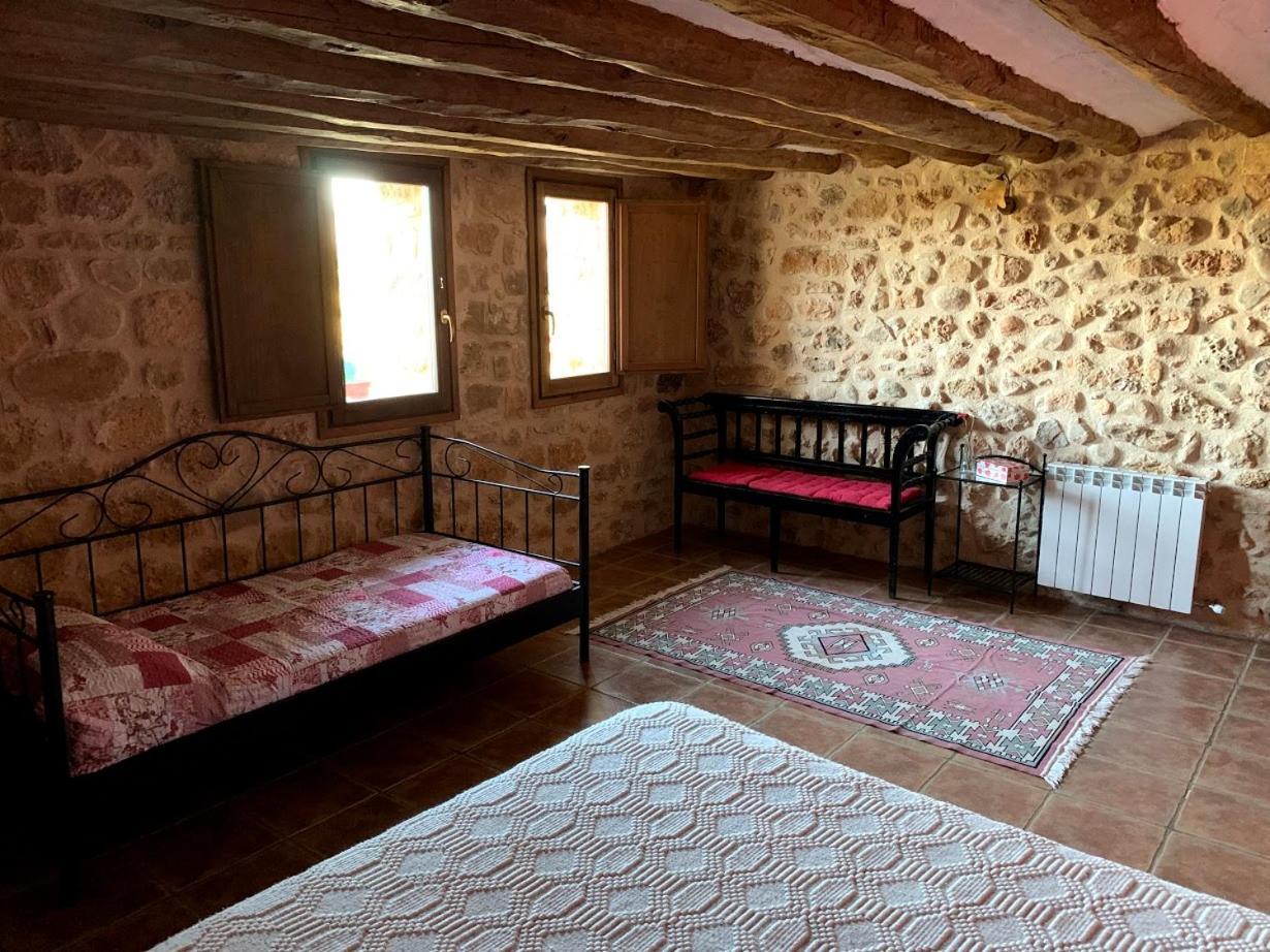 Masia De La Serra De La Cogulla Penarroya De Tastavins